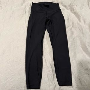 Lululemon alines size 6
